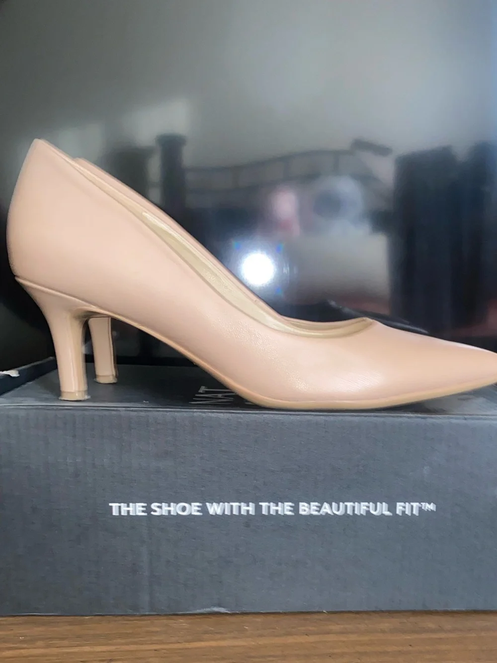 Naturalizer Everly Pump in Crème Brûlée